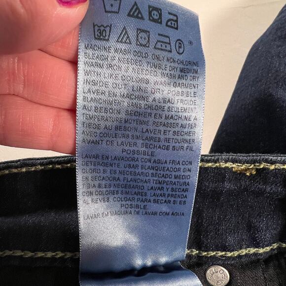 Levi Strauss and Co. Signature Shaping Totally Skinny Ankle Jeans Size 10s - Picture 5 of 9